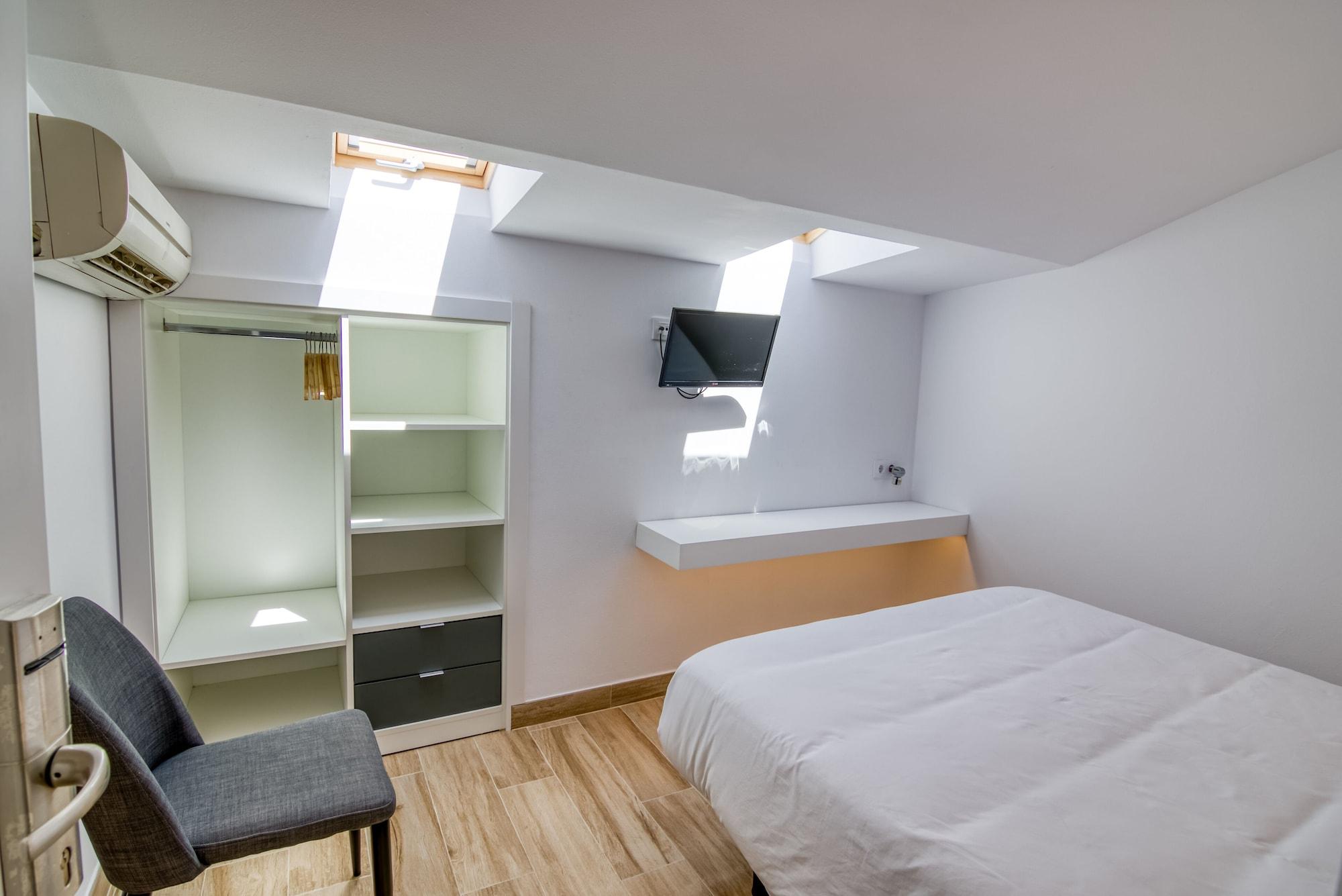Hostal La Isla Mahon  Luaran gambar