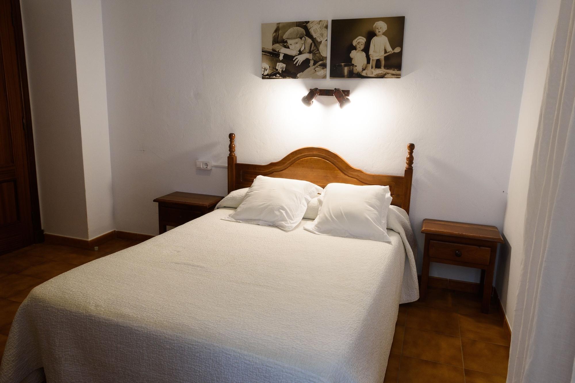 Hostal La Isla Mahon  Luaran gambar